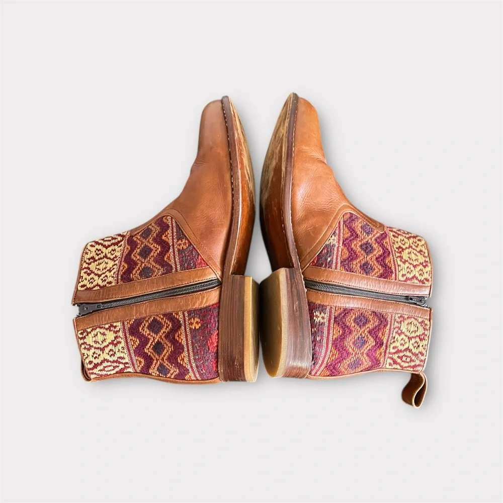 Teysha Handcrafted Artisan Ankle Boots Women Size 10